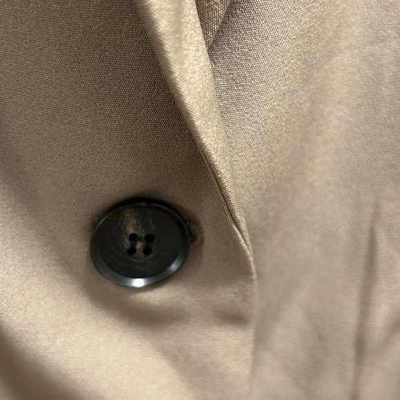 Blazer - camel color. 1x - Picture 2 of 3